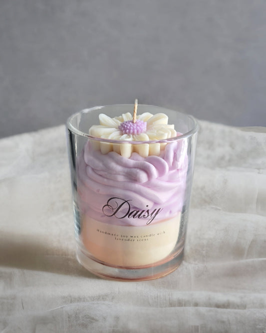 Daisy Candle